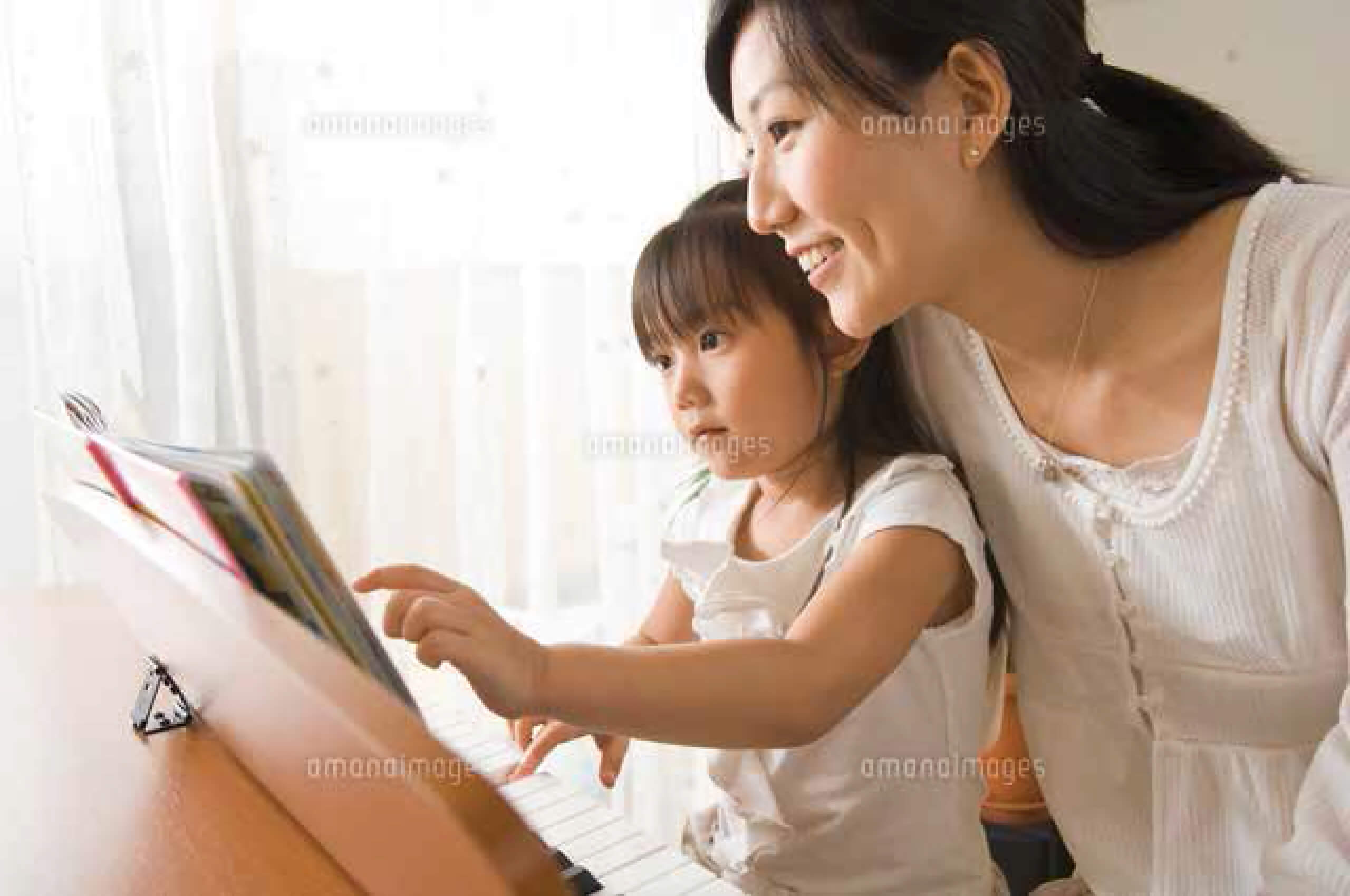 子どもから大人の方まで 基礎から楽しくレッスン！